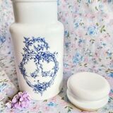 Lot of apothecary jars