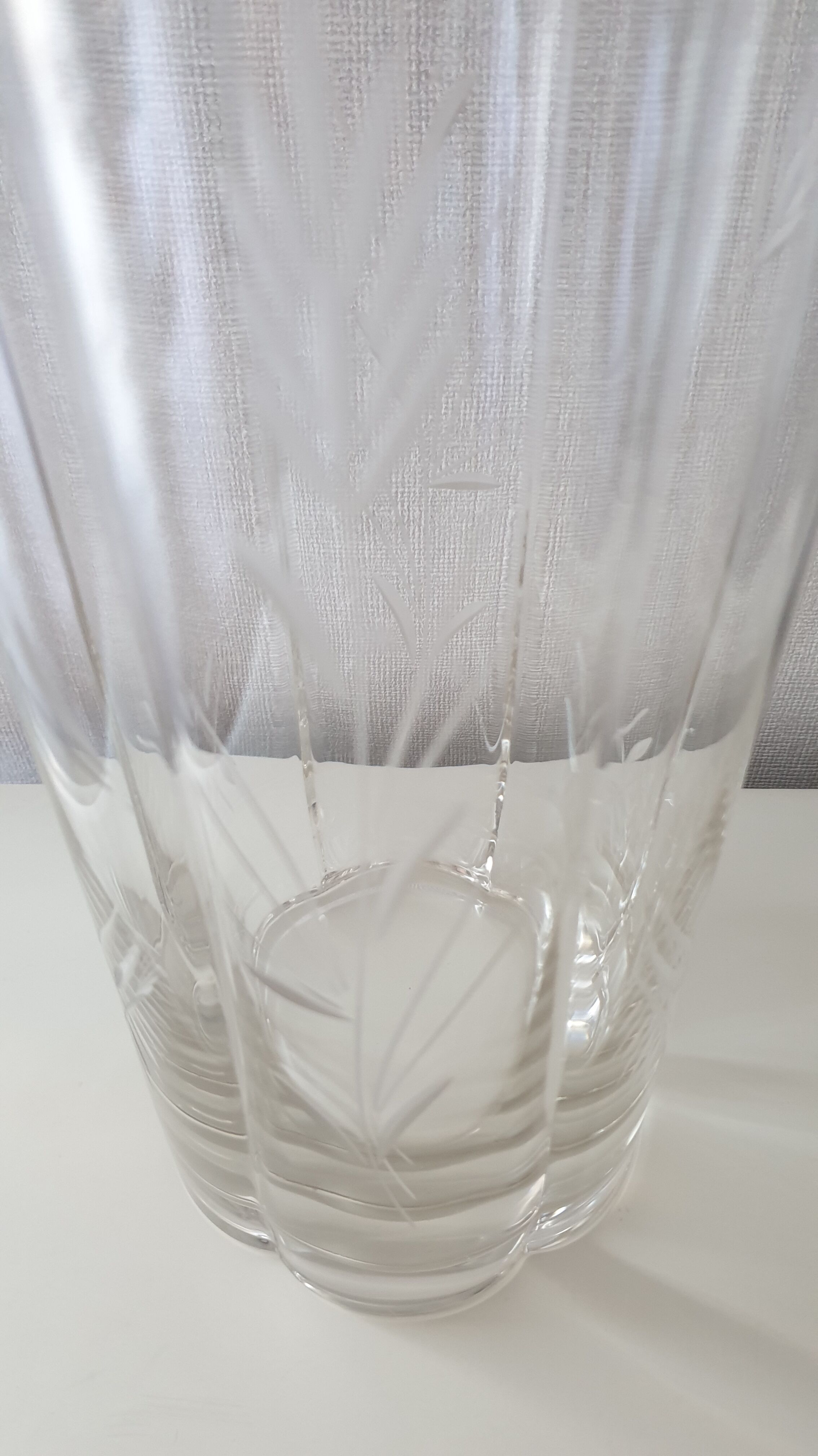 Vintage Vittorio crystal vase