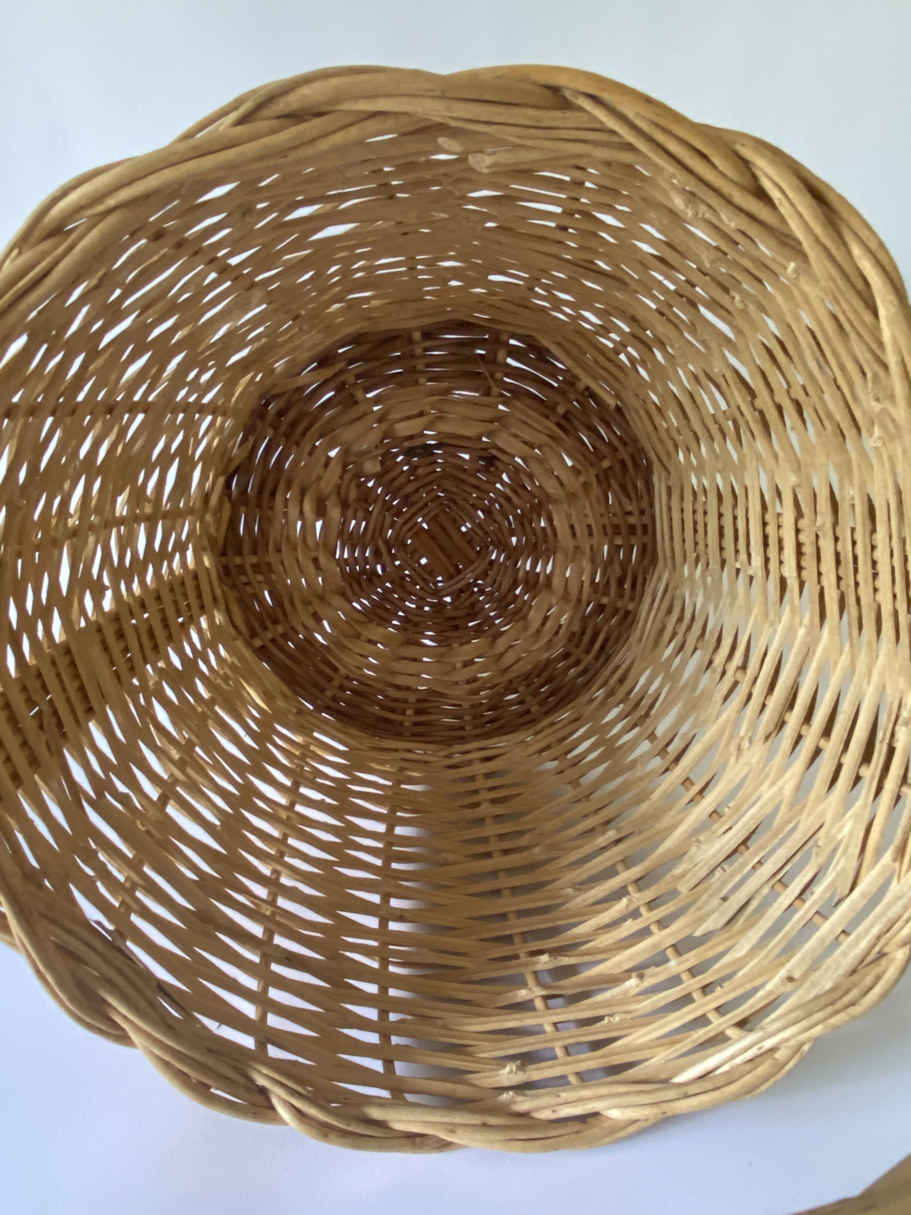 Round rattan basket 35 cm diameter