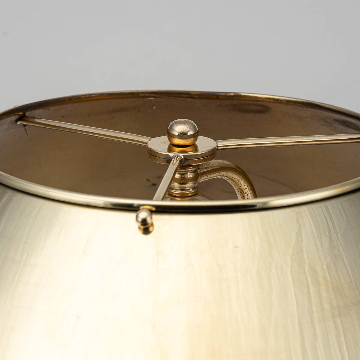 Vintage 20thc agate & brass table lamp by willy daro, belgium c.1970