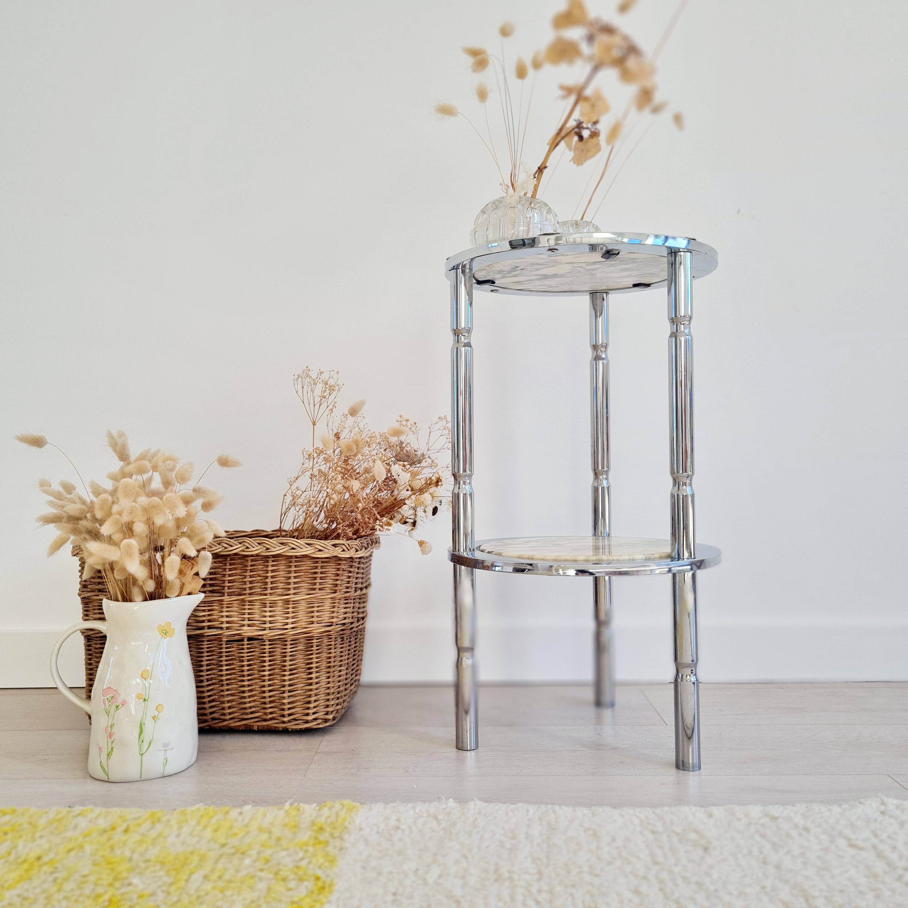 Table d'appoint en marbre et chrome, Italie années 70