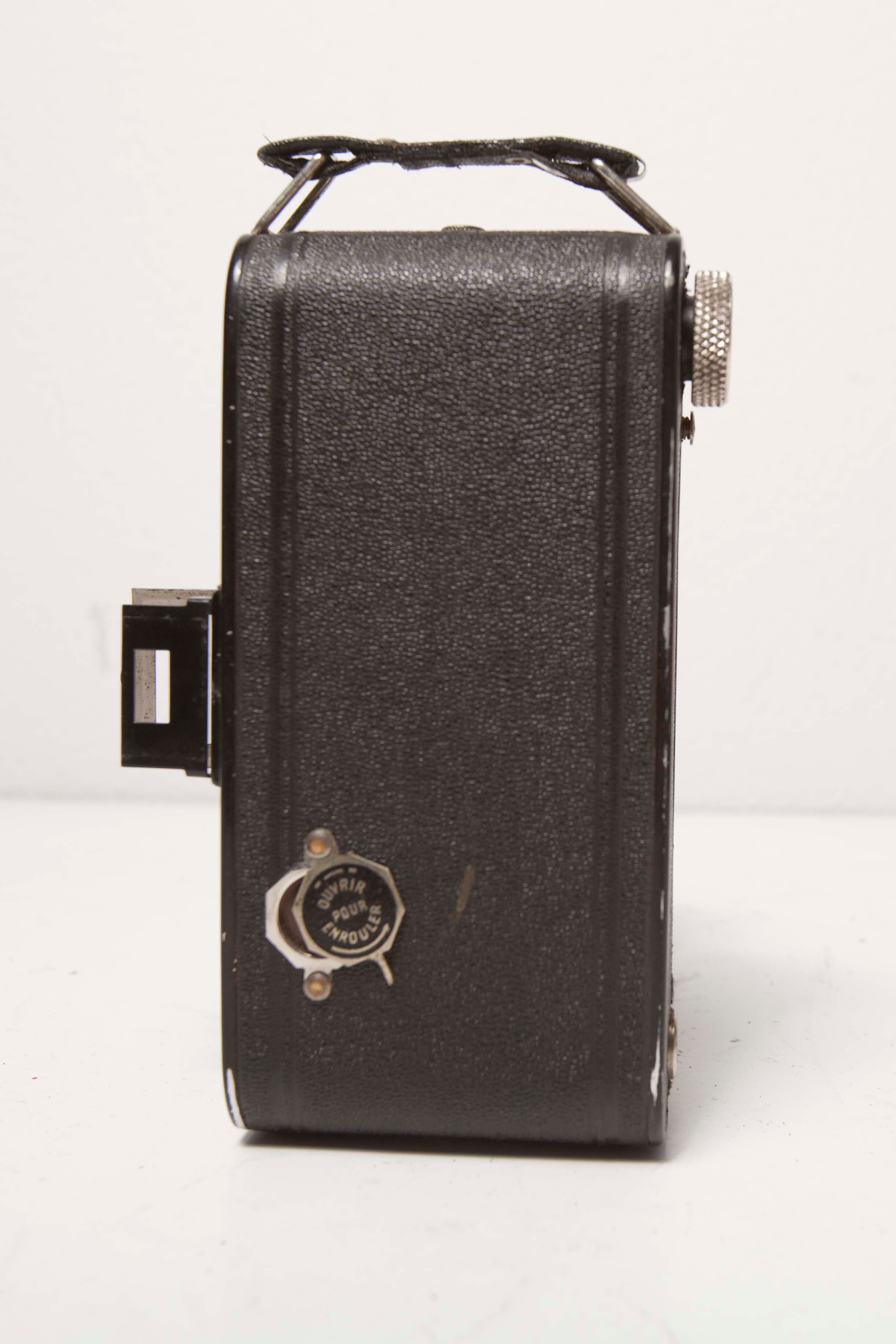 Camera pleases 1930 with photo foot