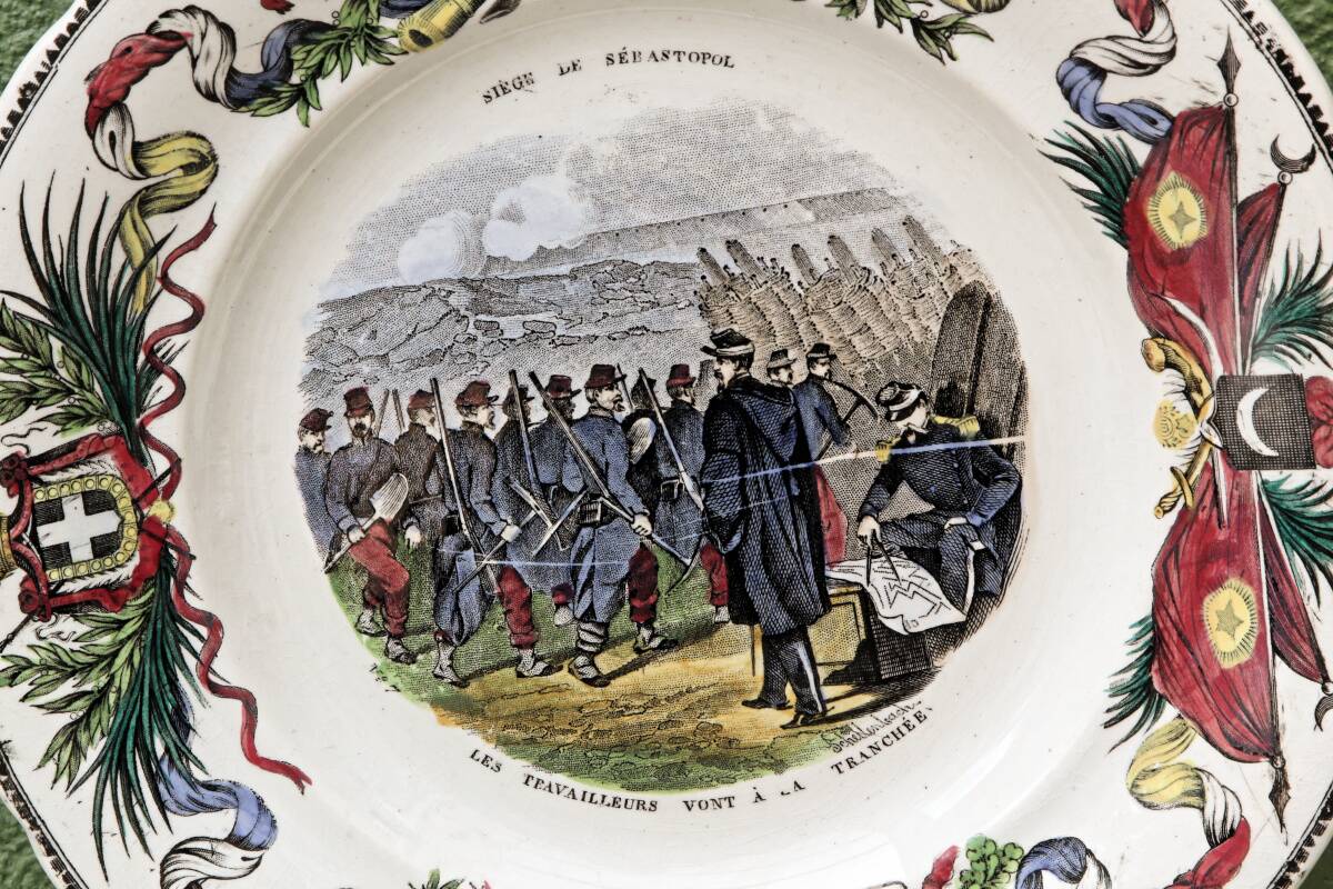 Set of 10 plates Creil & Montereau, Siege of Sebastopol, fine earthenware