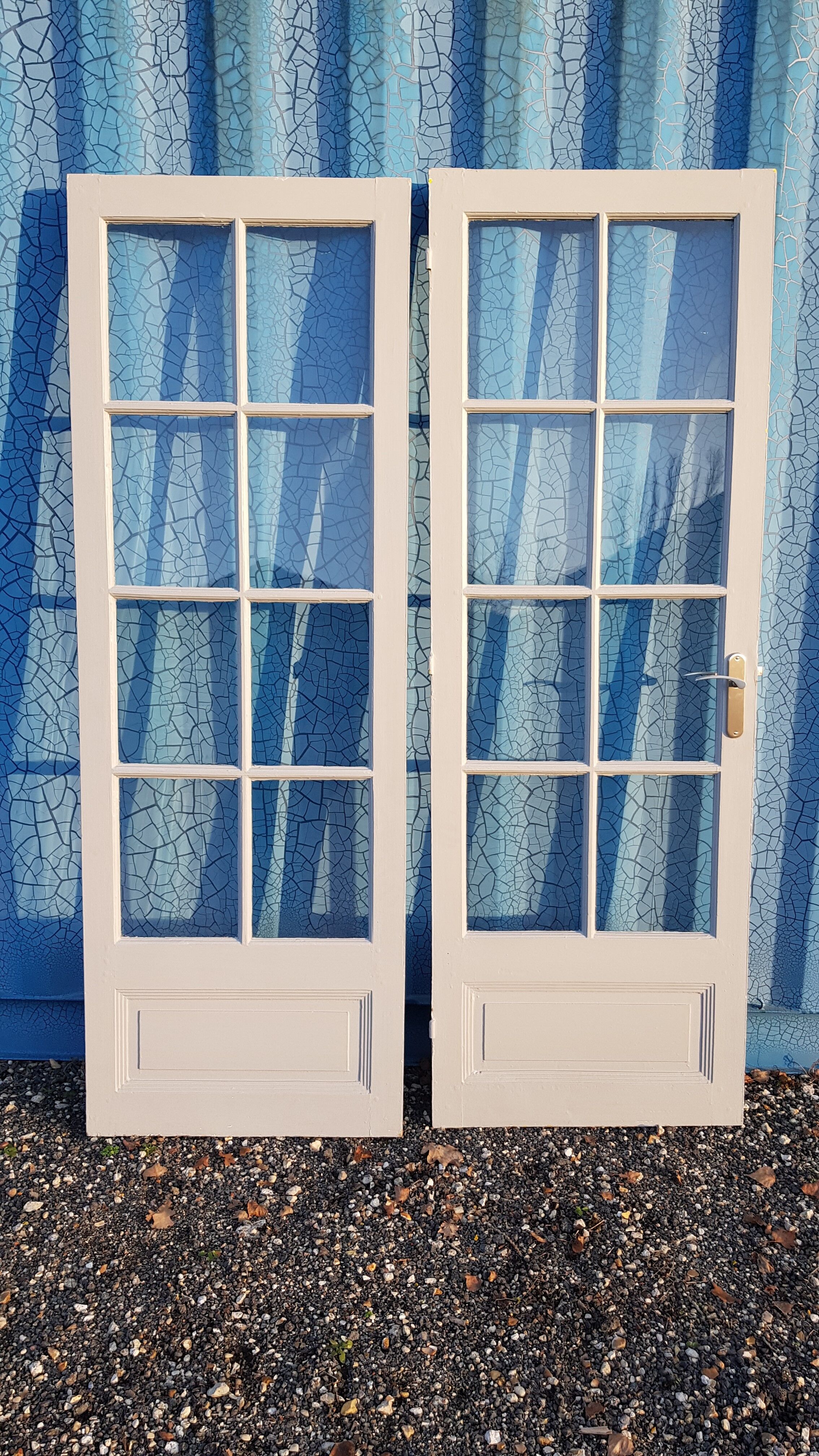 Lot of a double oak glass door