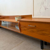 Shallow low vintage enfilade