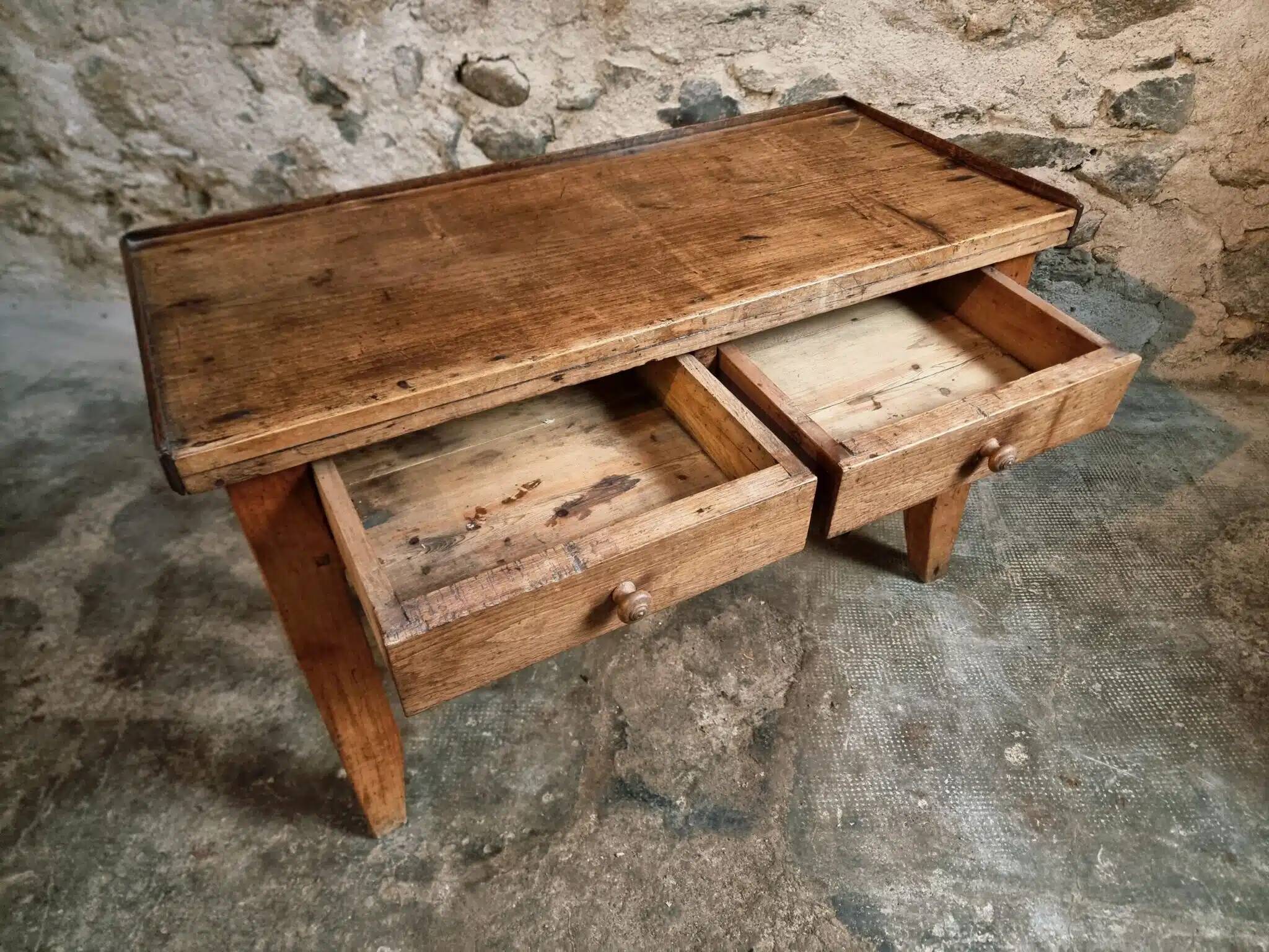 Antique French side table from the 19th century in cherry and oak – circa 1870