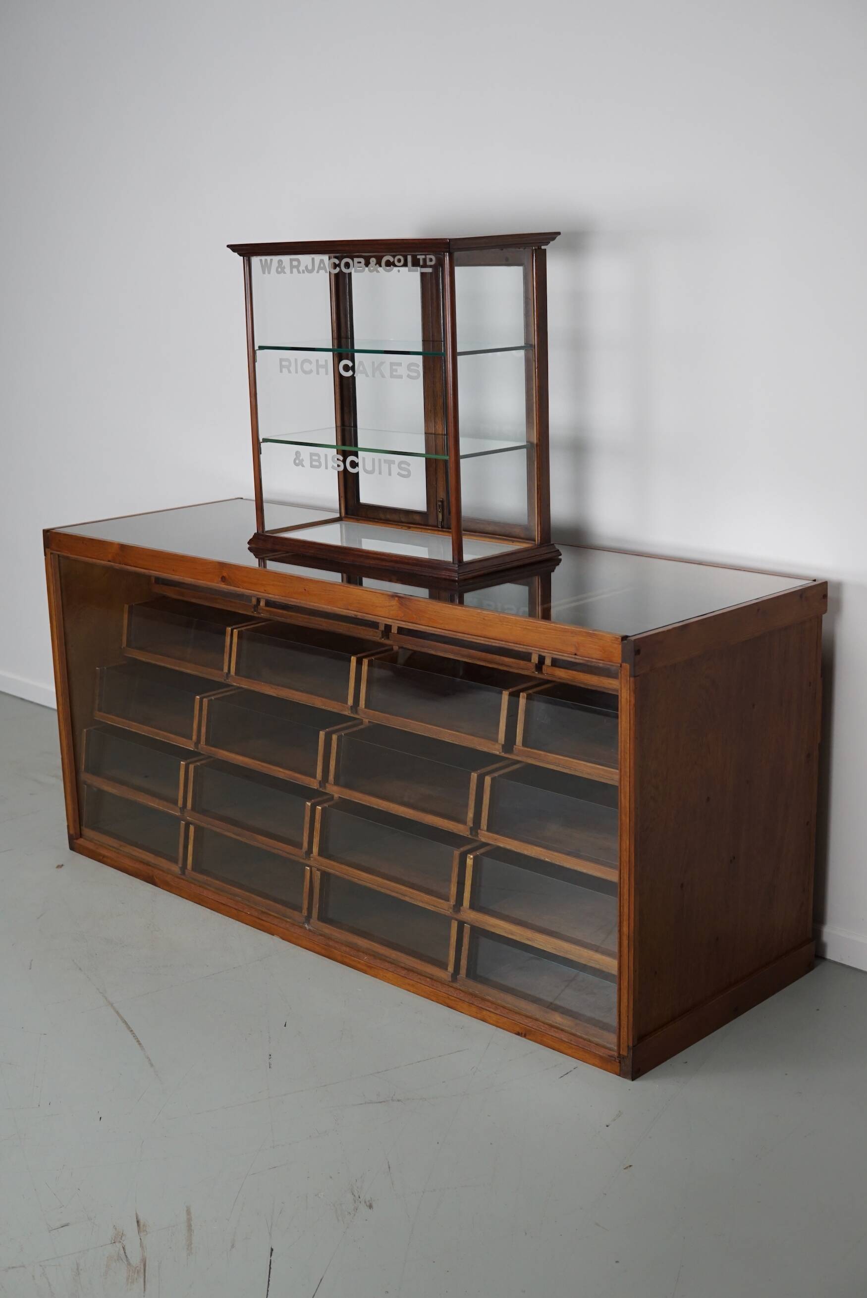 Mahogany Counter Top Cake & Biscuits Shop Display Cabinet, circa 1900