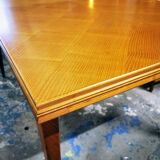 Expandable vintage table