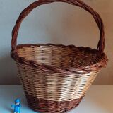 Two-tone wicker basket