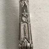 12 teaspoons silver metal
