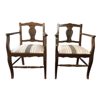 Paire de fauteuils anciens
