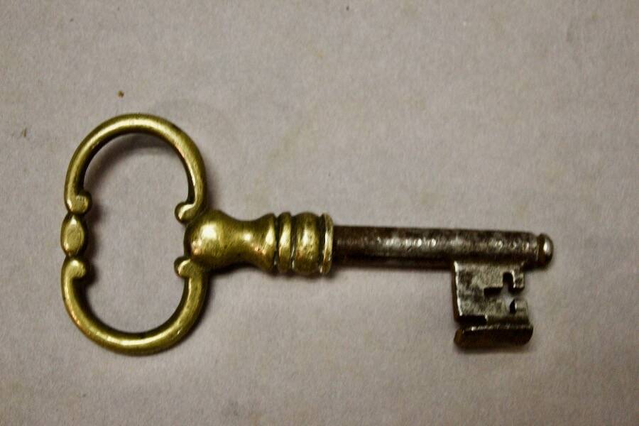 19th Century Oak Chest with Curved Top, on Wheels