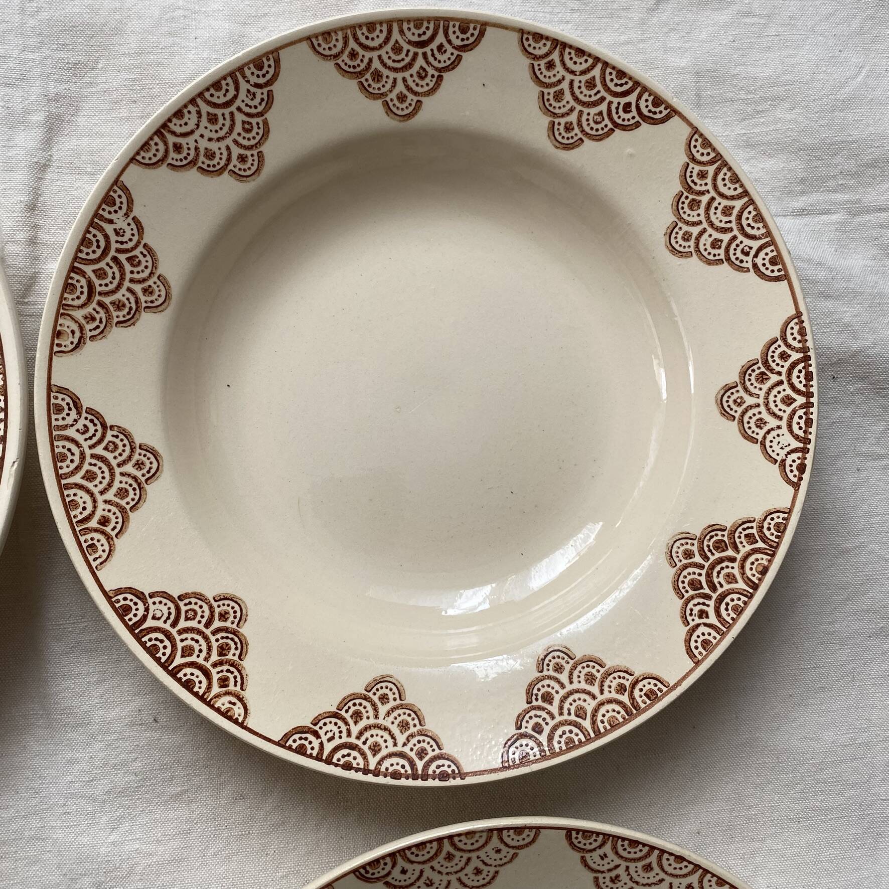 St Amand deep plates, 1930s