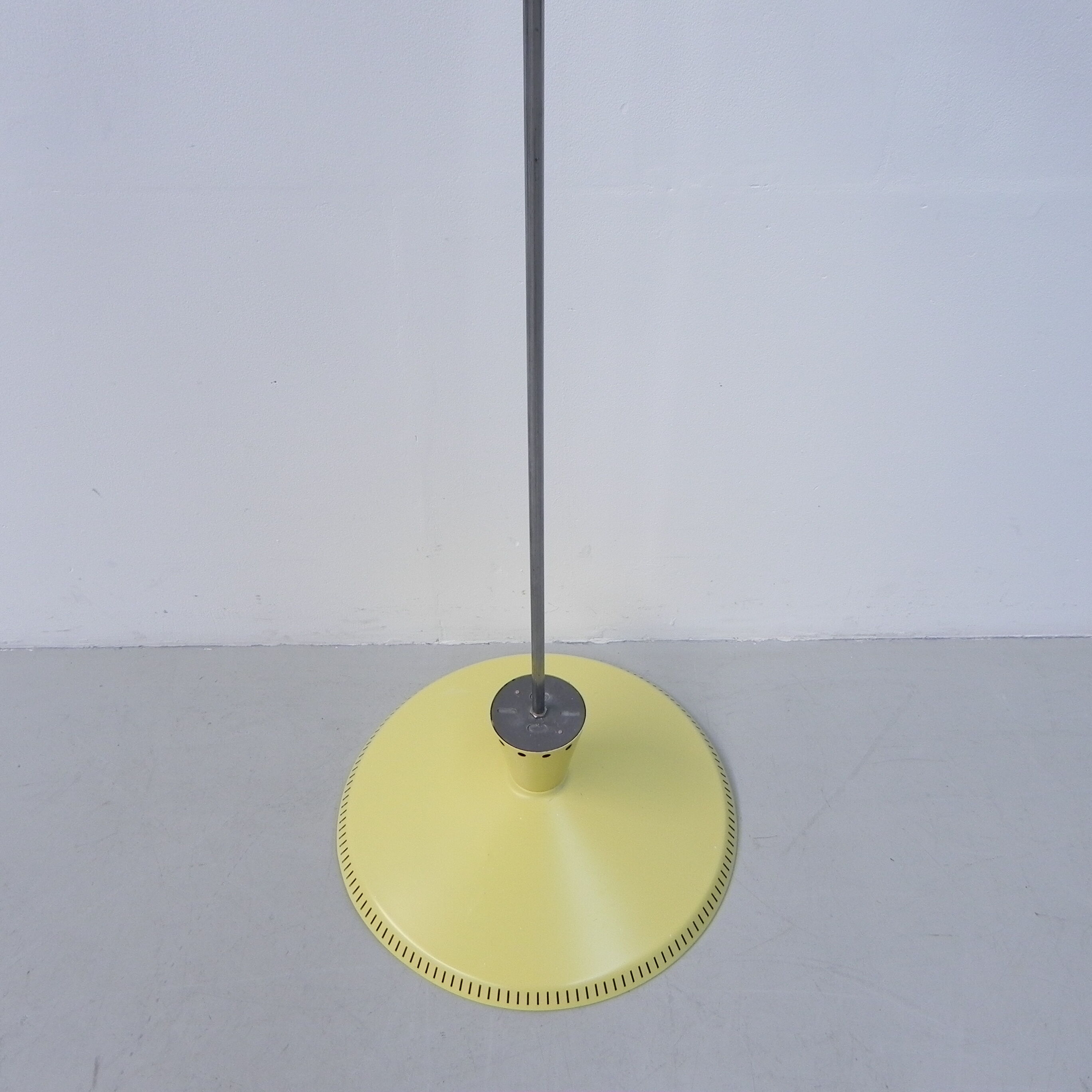 Philips hanging lamp NB93 by Louis Kalff