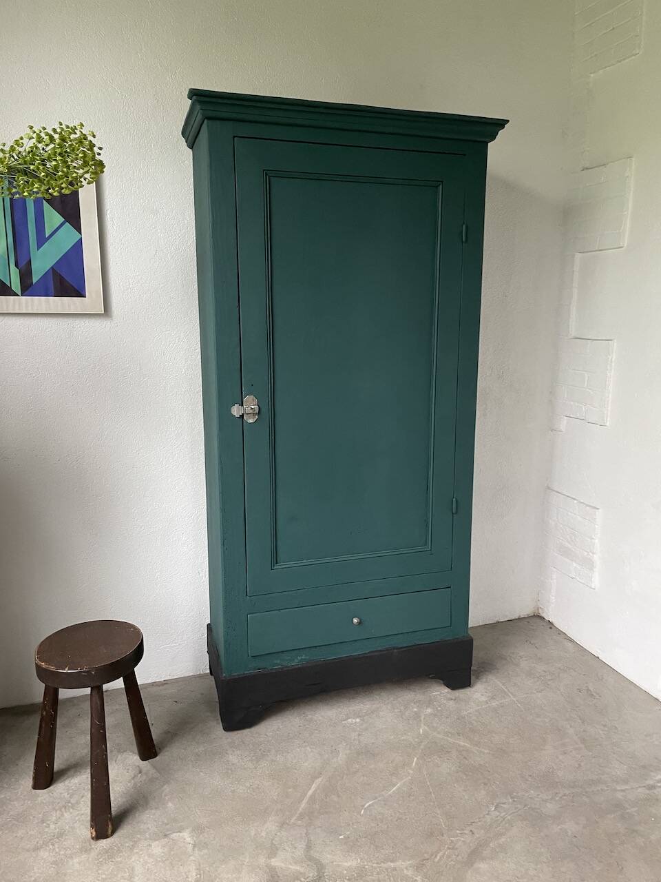 Green hosiery cabinet