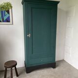 Green hosiery wardrobe