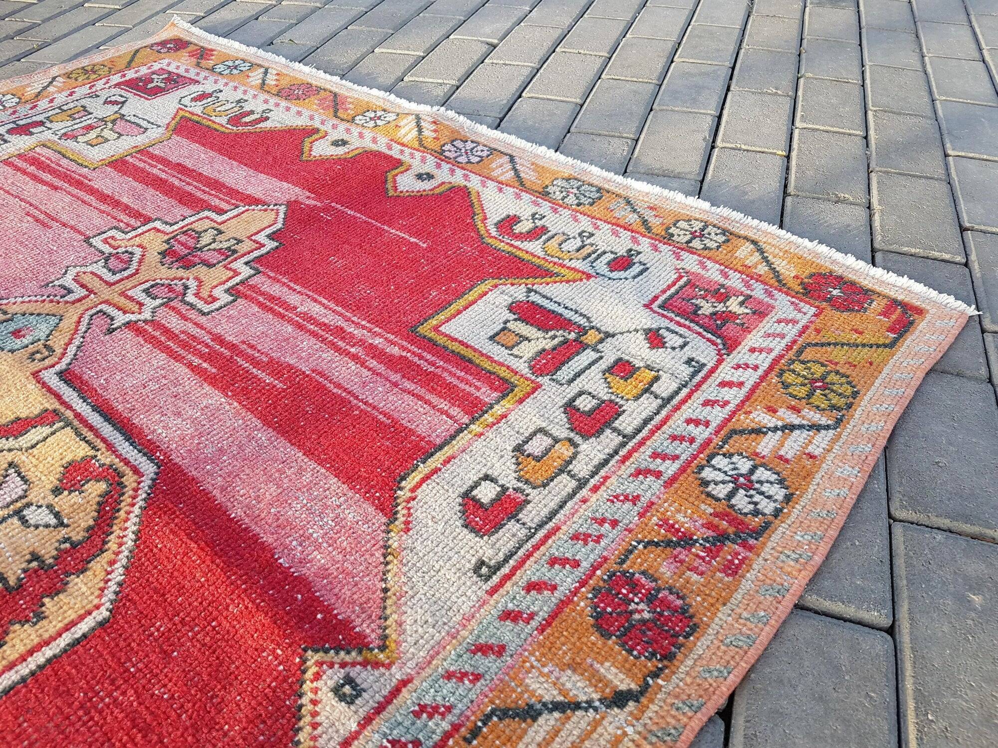 Vintage Turkish handmade rug 143x273 cm