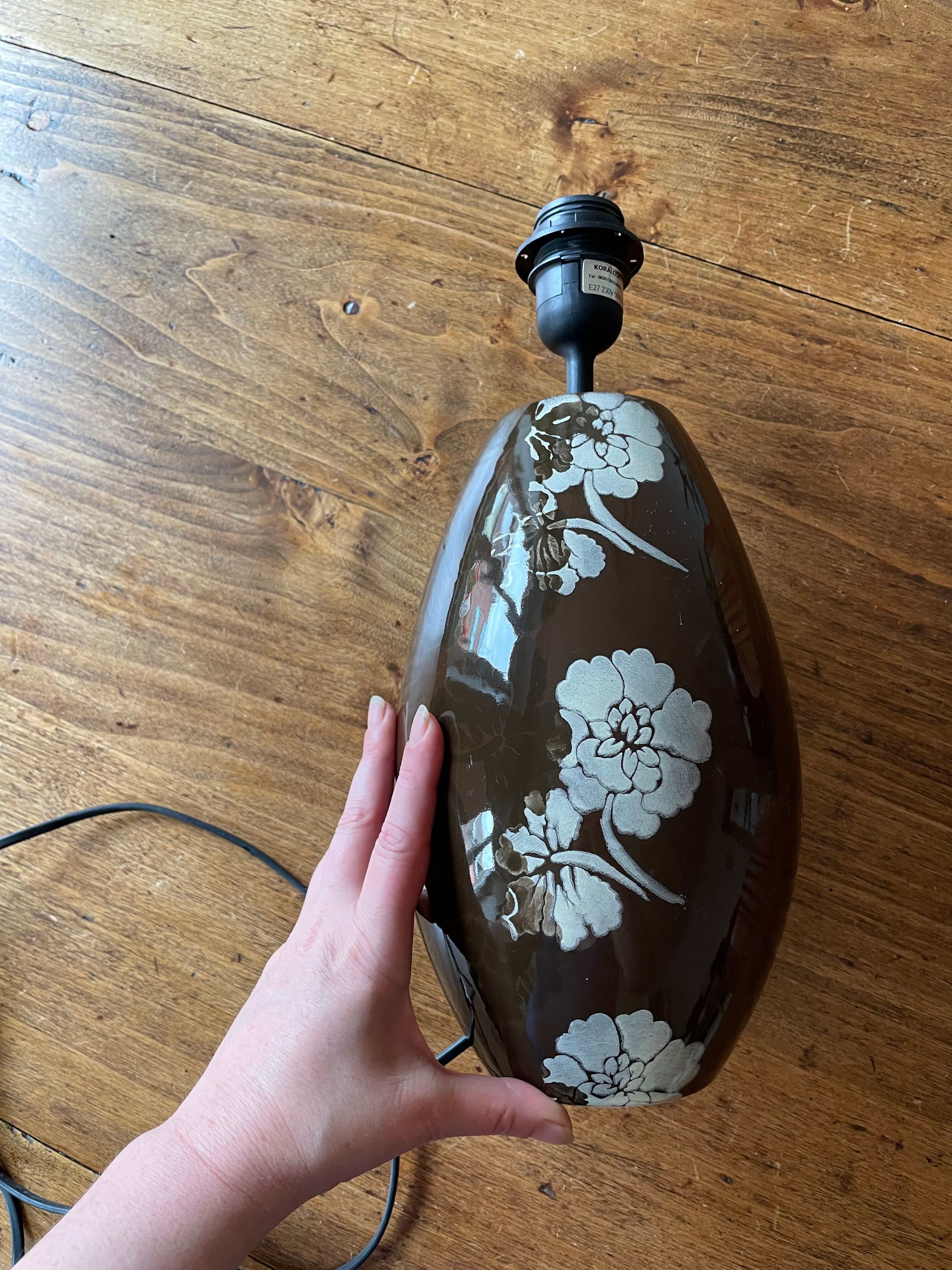 Large Koralcoa table lamp base, ceramic