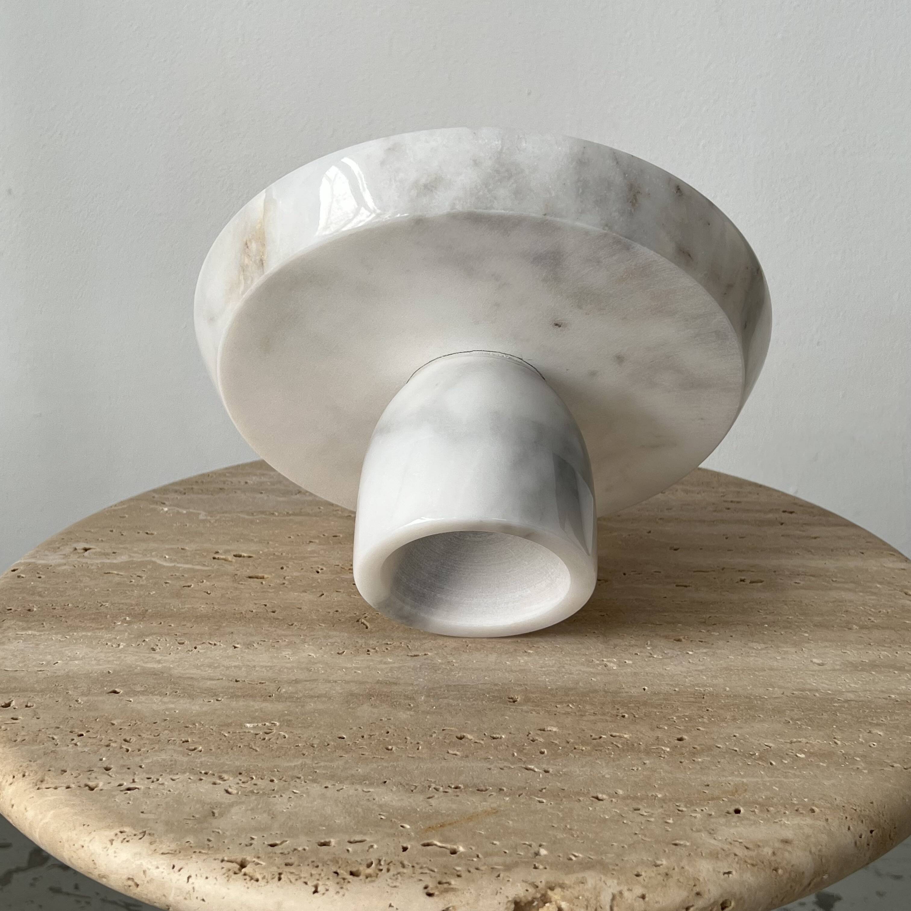 Marble pedestal dish