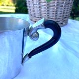 Pot à lait en étain brillant « Étains du Manoir »