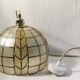 Suspension art déco en nacre et laiton, électrifiée à neuf