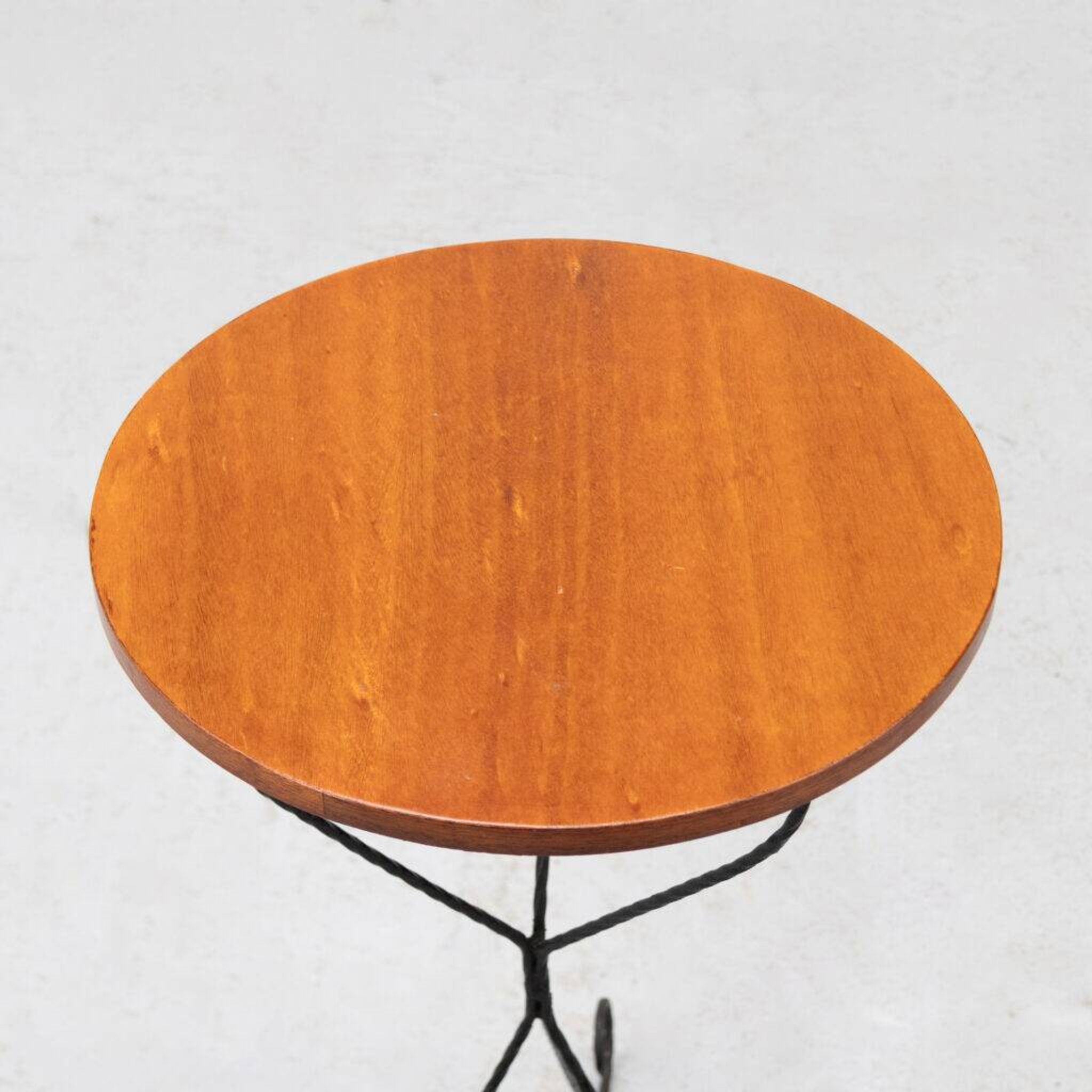 Table d'appoint en fer forgé des années 1960