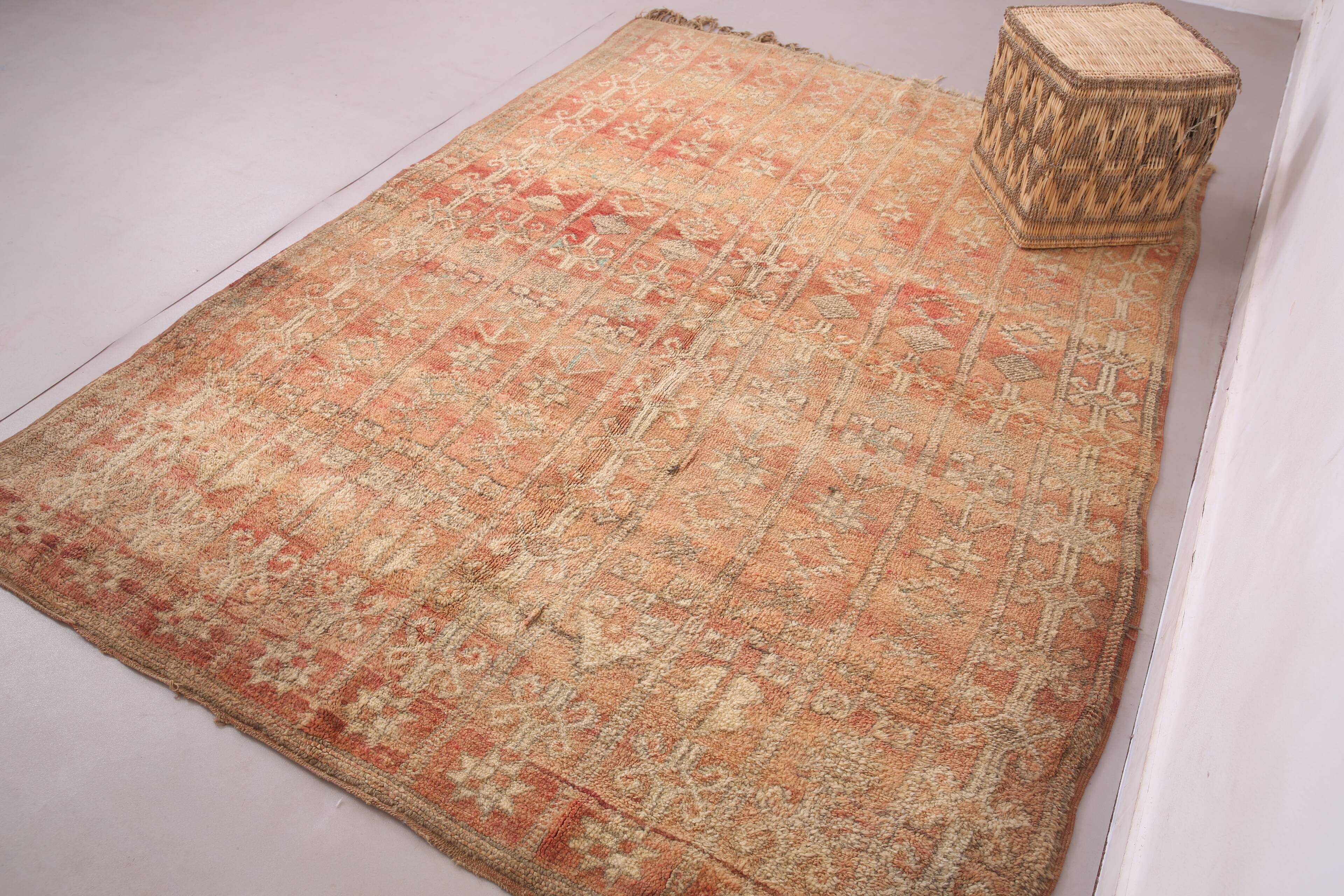 Vintage Moroccan Rug 177 x 242 cm- Authentic berber rug - Wool Rug Handmade
