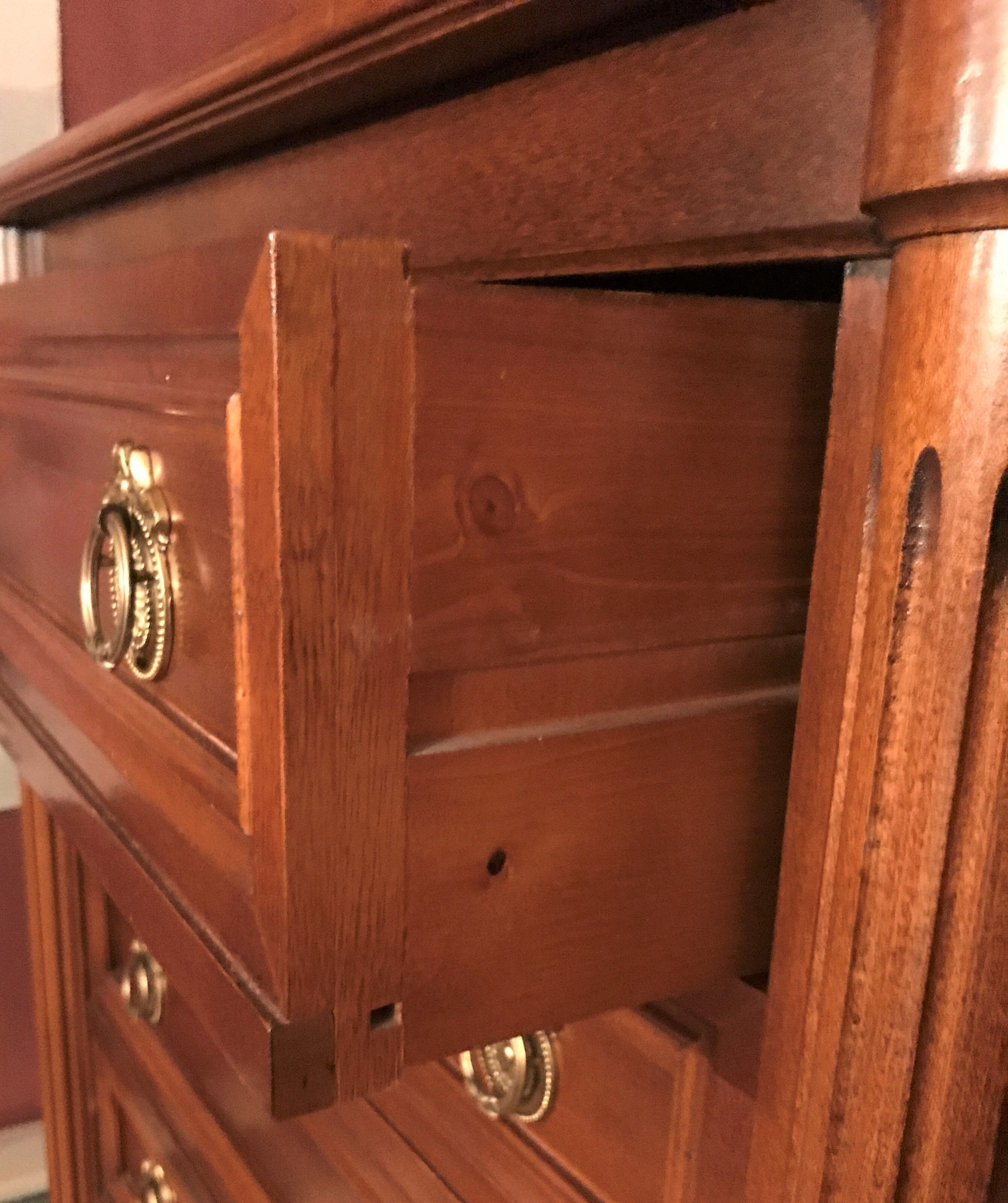 Semainier in cherry style Louis XVI