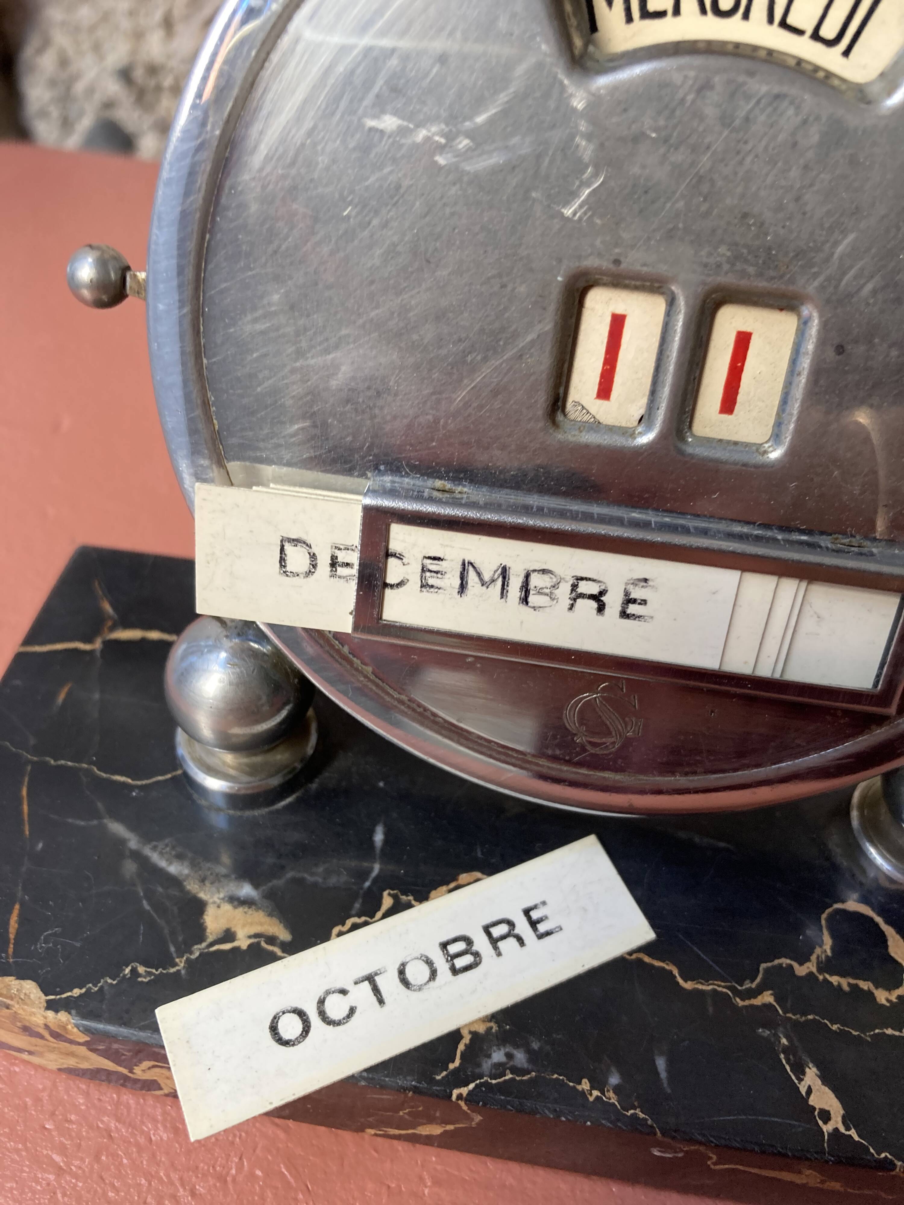 Calendrier perpétuel Art Déco