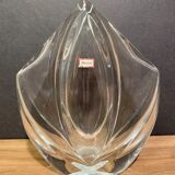 Stylized crystal vase signed Baccarat