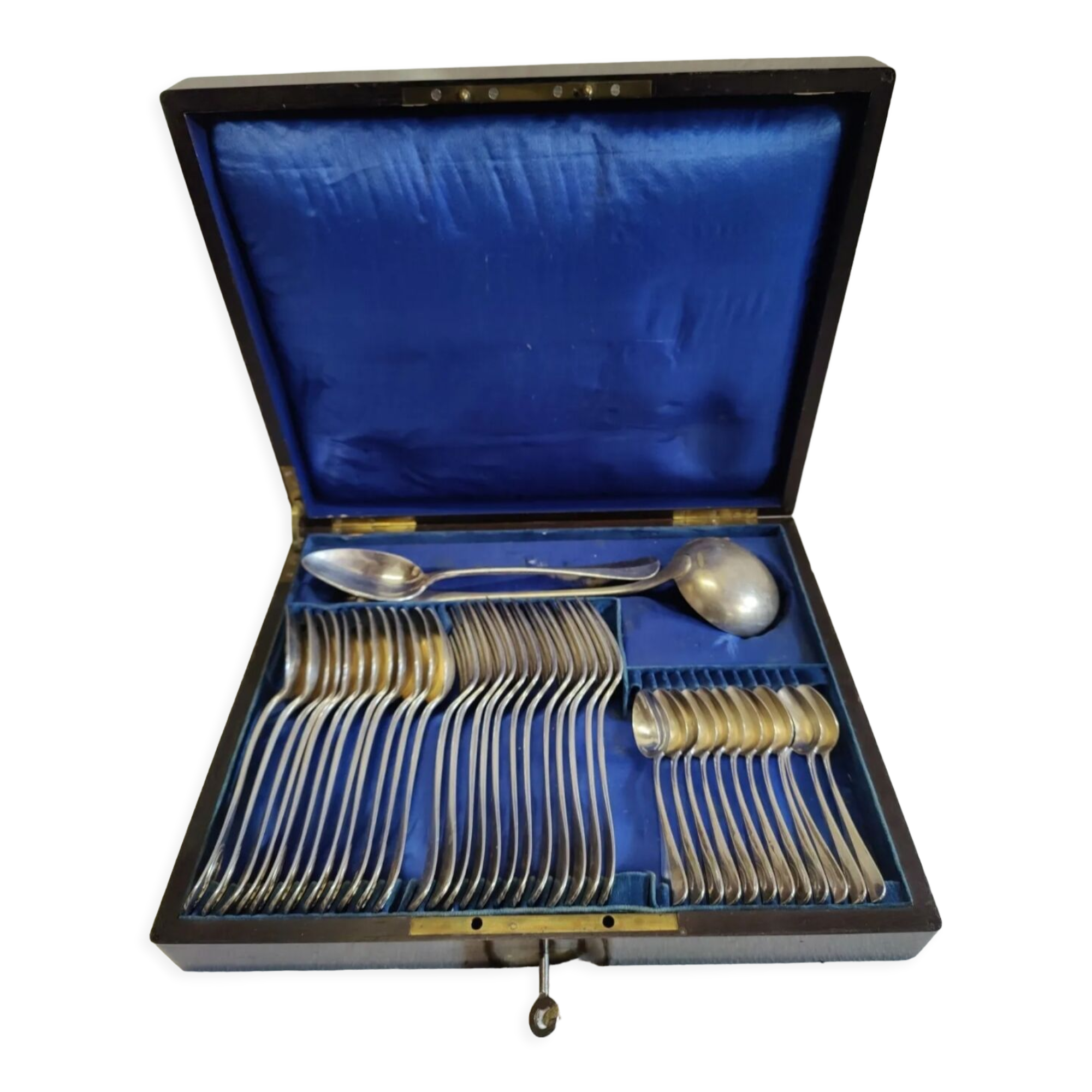 Old housewife in silver metal henri charpentier 38 pieces early 19th