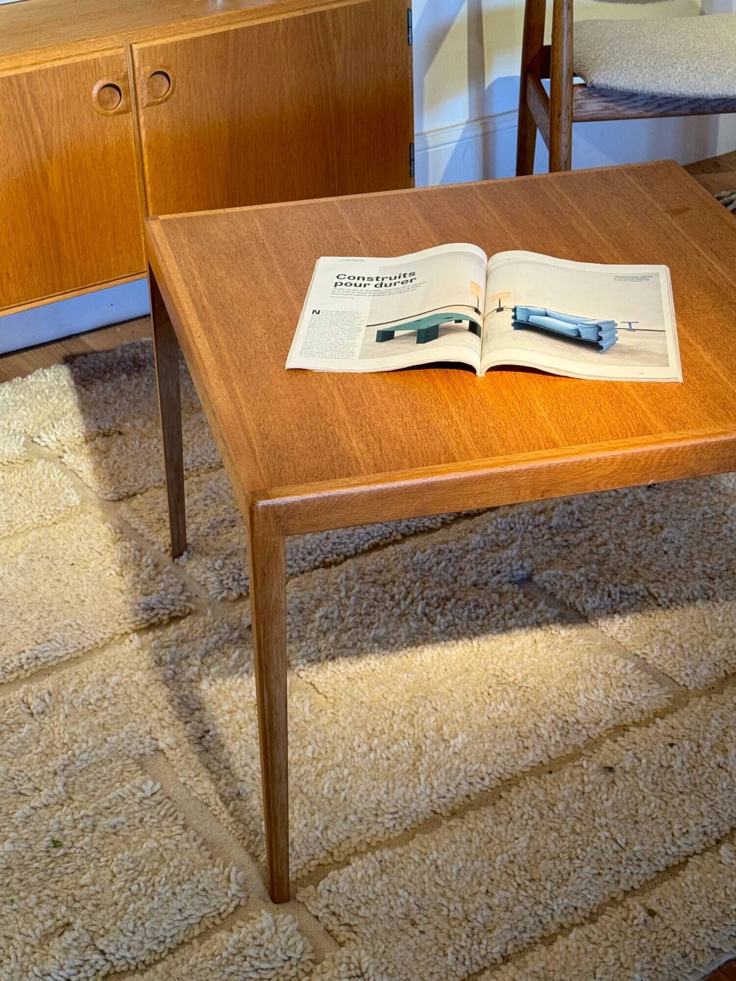 Vintage Scandinavian coffee table in golden oak "Evie"