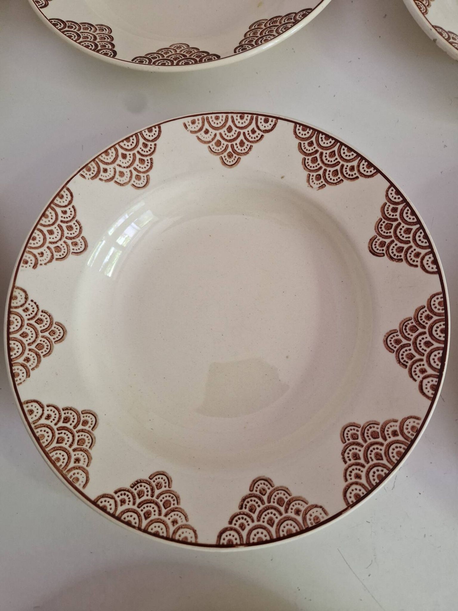 Set of 12 Deep Plates Saint Amand Model 4054