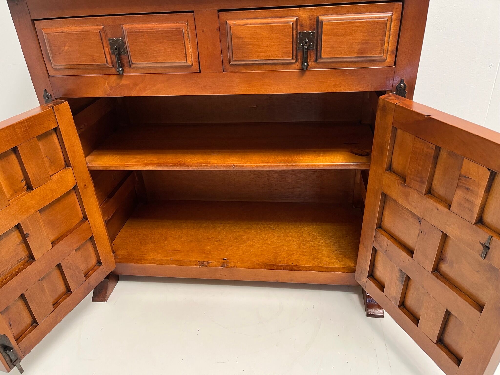 Buffet commode catalan vintage