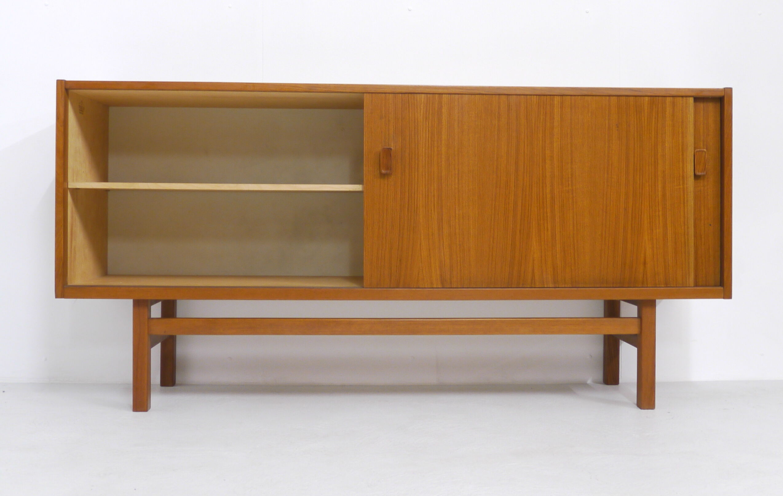 Sideboard Nils Jonsson for Troeds
