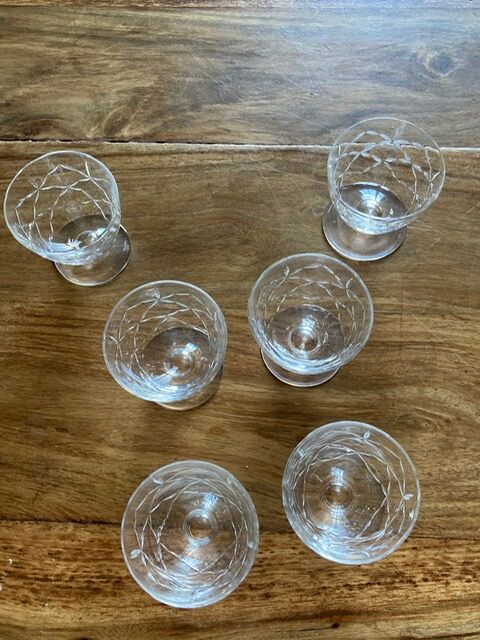 Lot of 6 Daum engraved crystal glasses