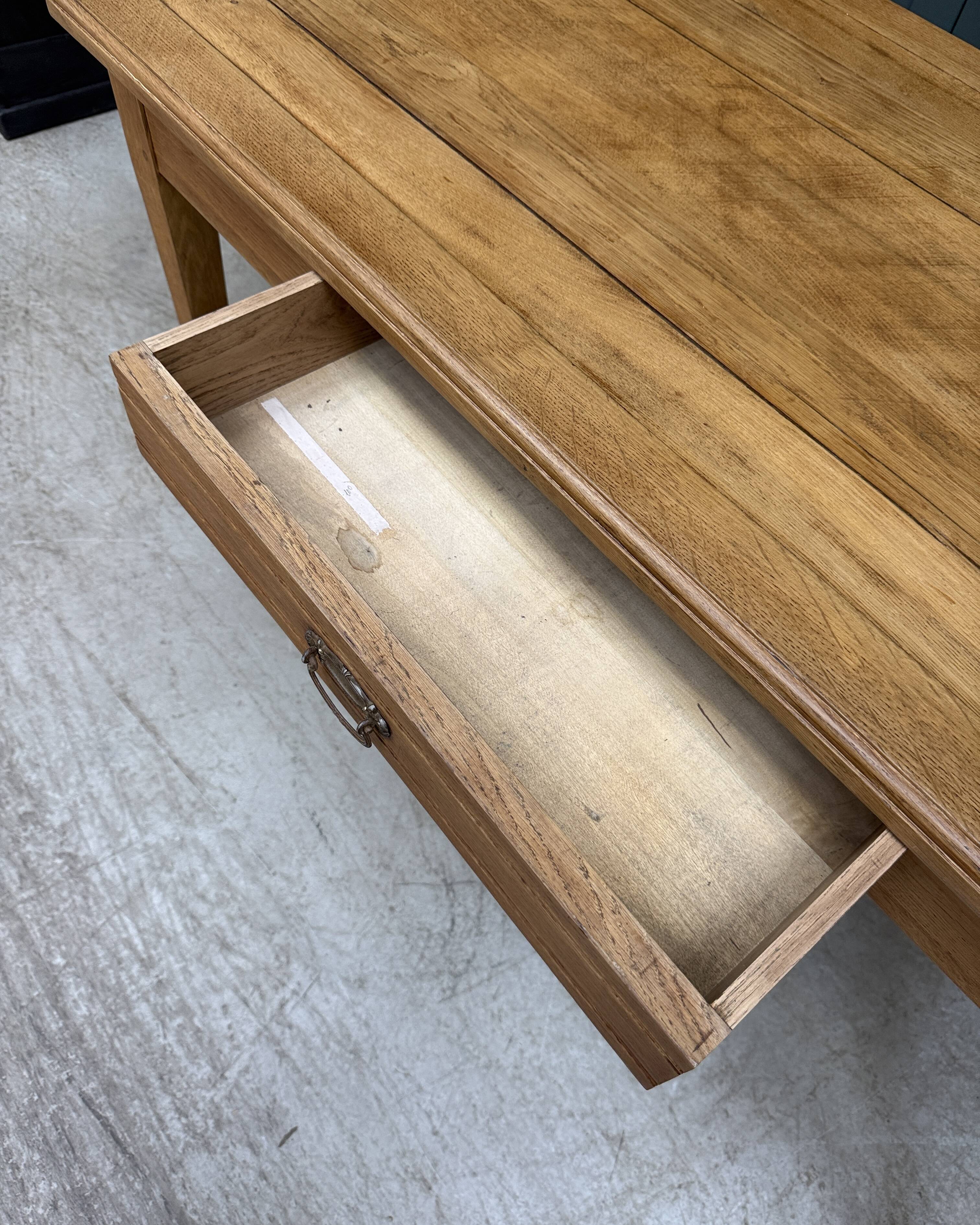 Antique solid oak table (renovated)