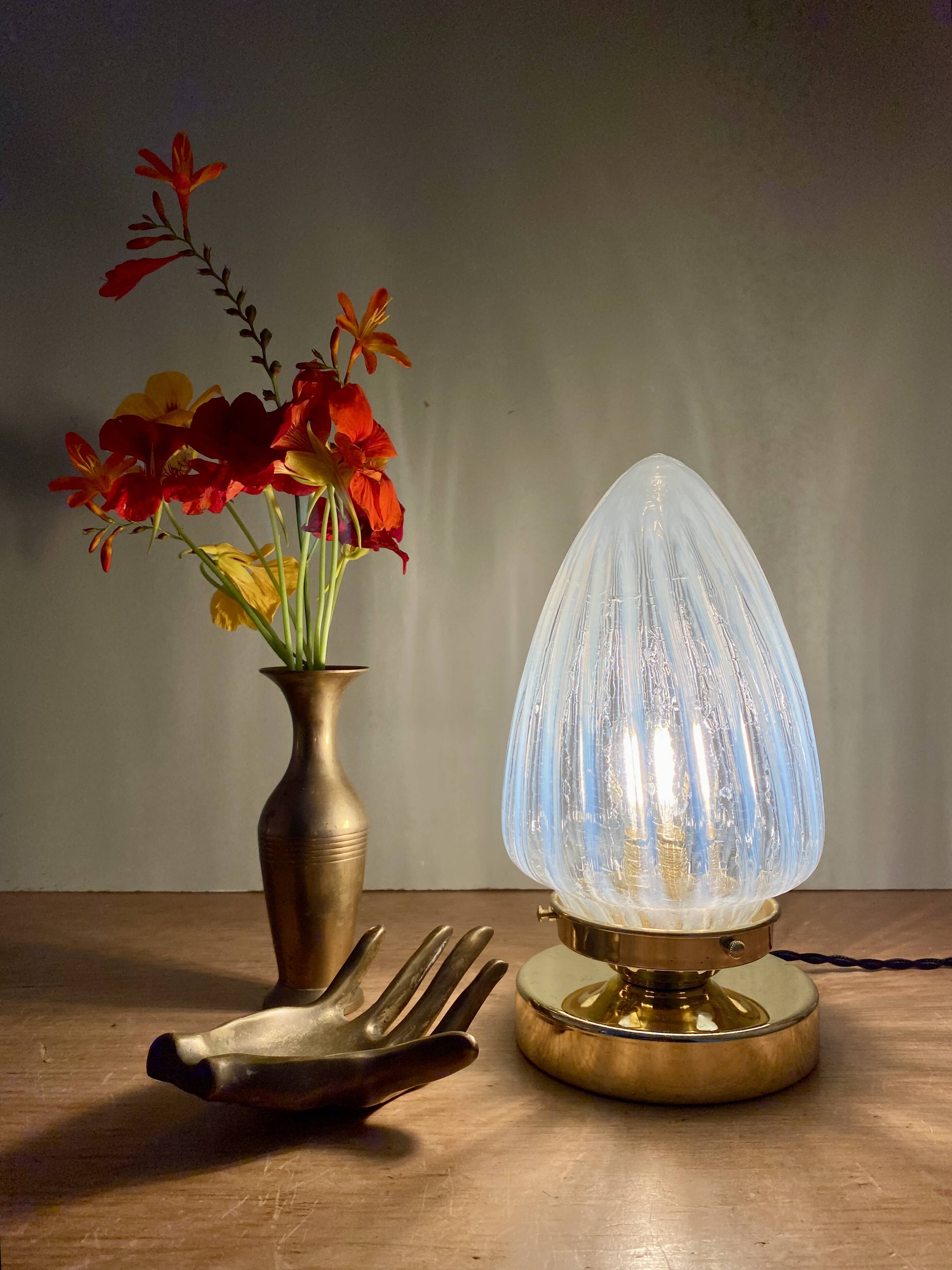 Vintage art deco globe table lamp in milky glass