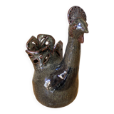 Ceramic vase in the shape of a hen