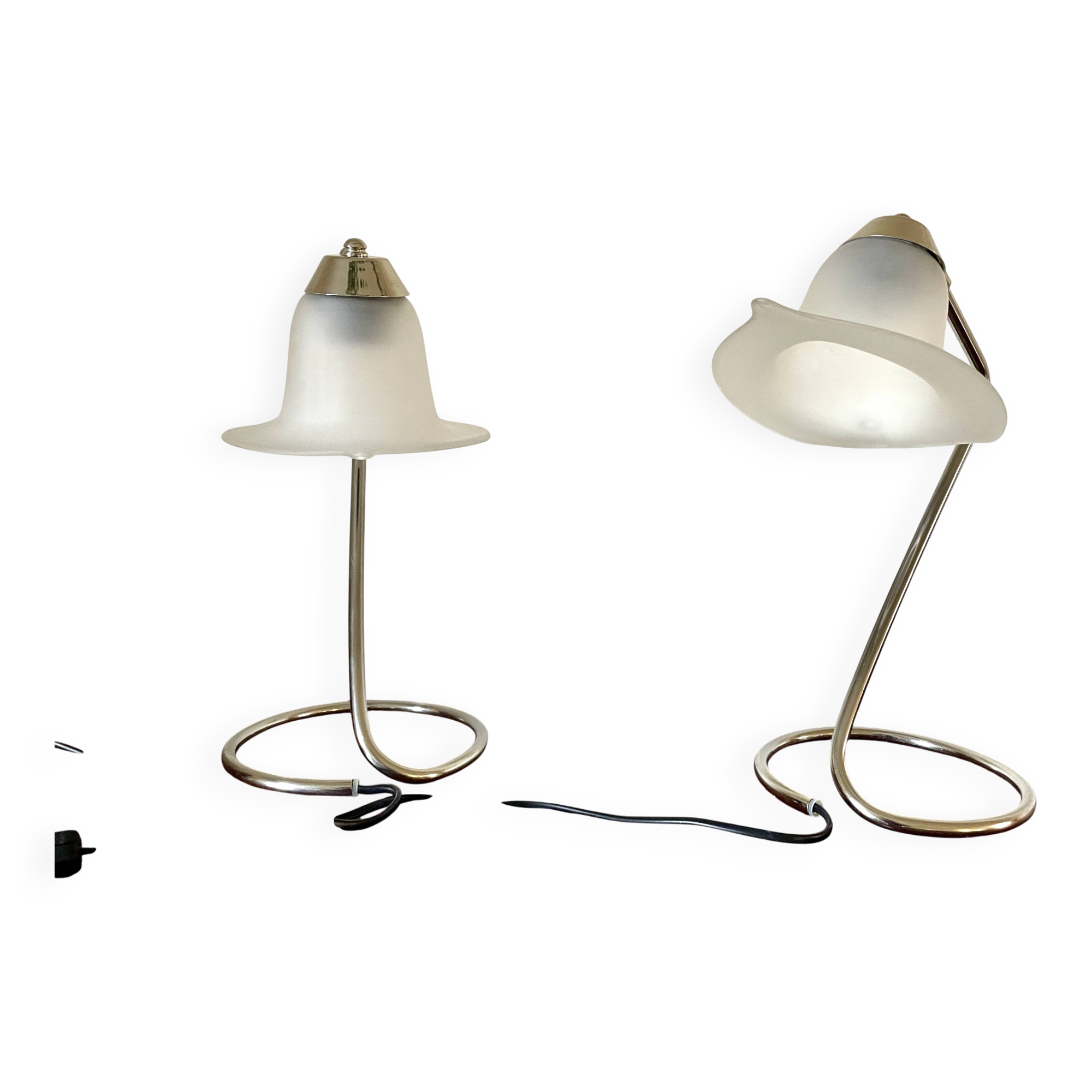 Paire de lampes atypiques SCE