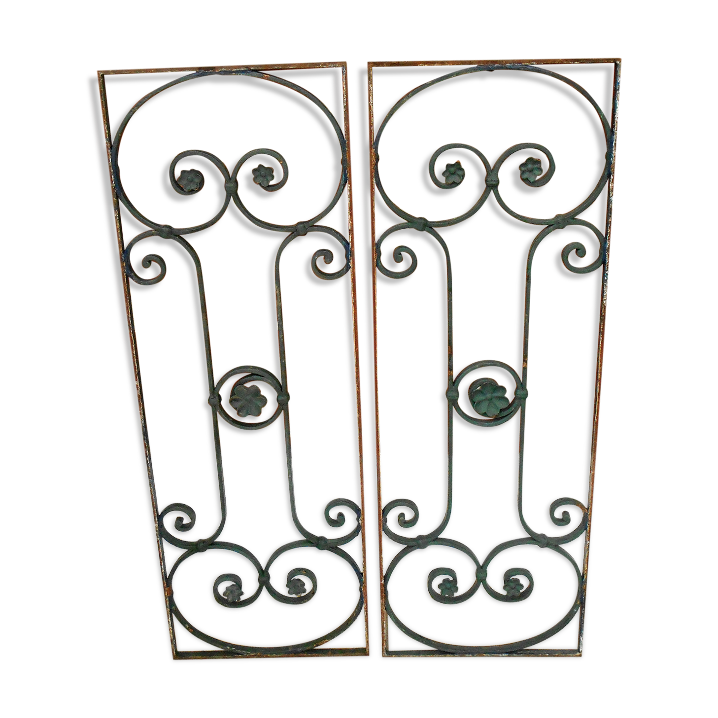 Set of cast iron grids