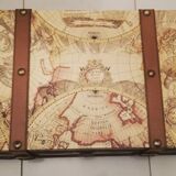 Vintage wooden trunk decorating old card