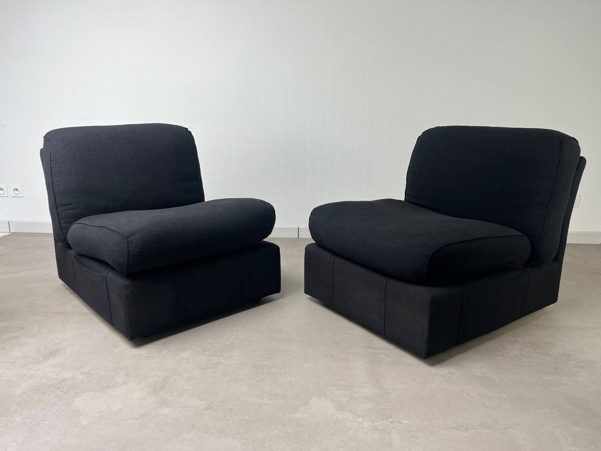 2 Ligne Roset armchairs from the 1970s.