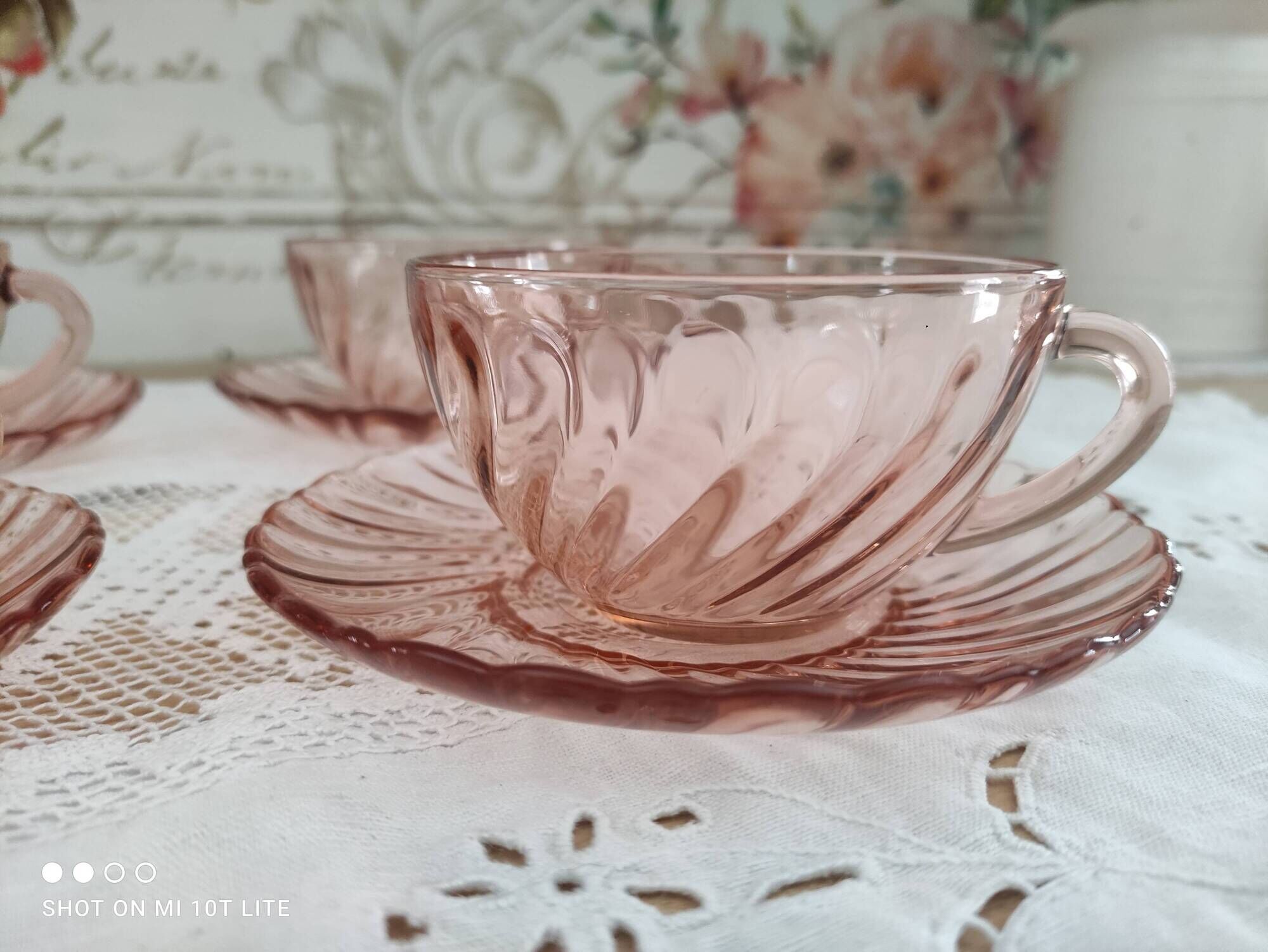 Set of 4 vintage tea cups or long coffee in rosaline Arcoroc France