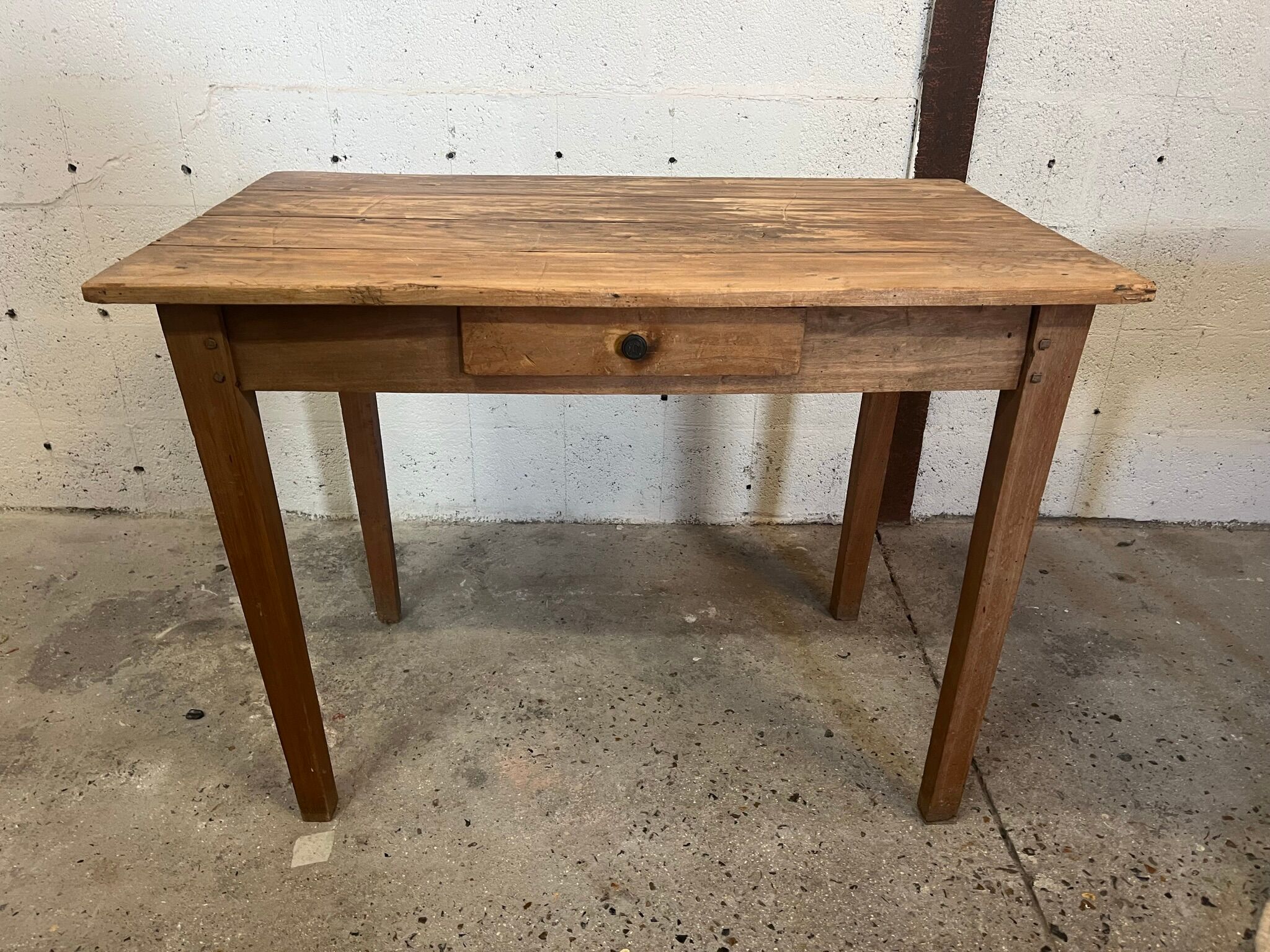 Farm table