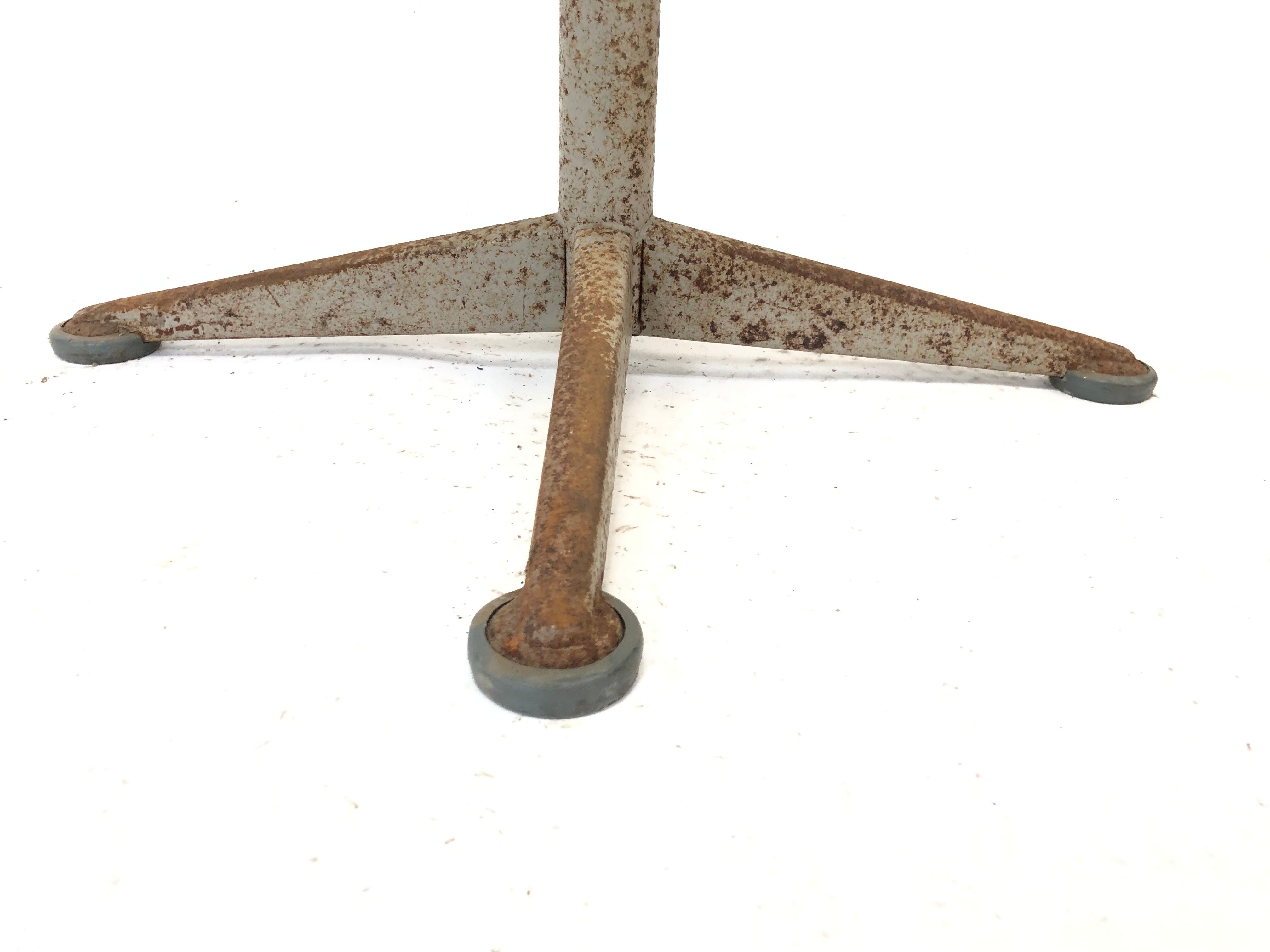 Chaise  conçue par Friso Kramer pour Ahrend De Cirkel Pays-Bas