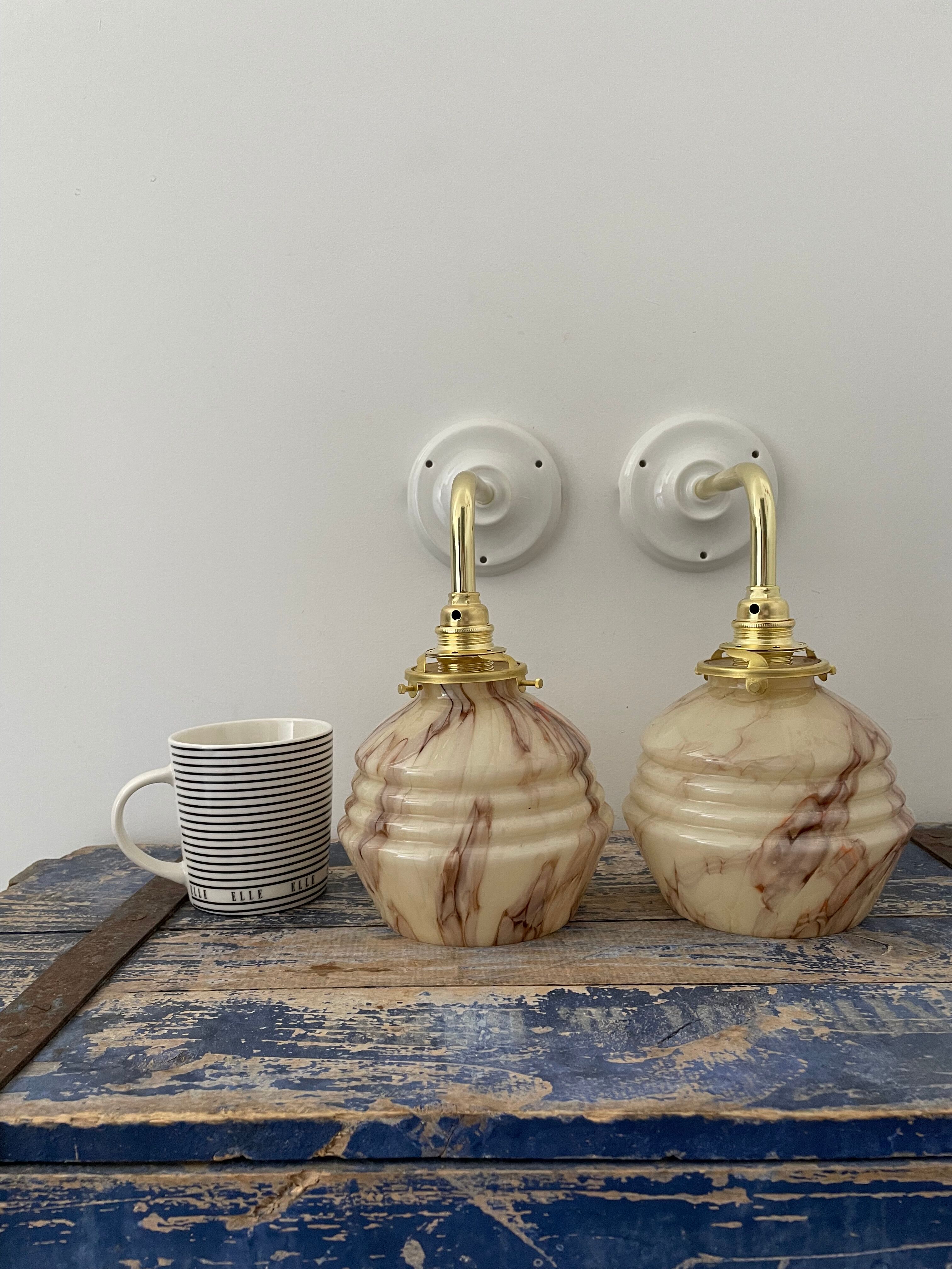Pair of Art Deco wall lamps in marbled opaline
