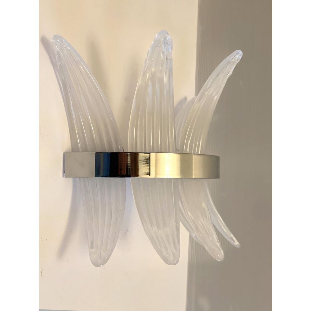 Belt sanded”palmette” murano glass wall sconce