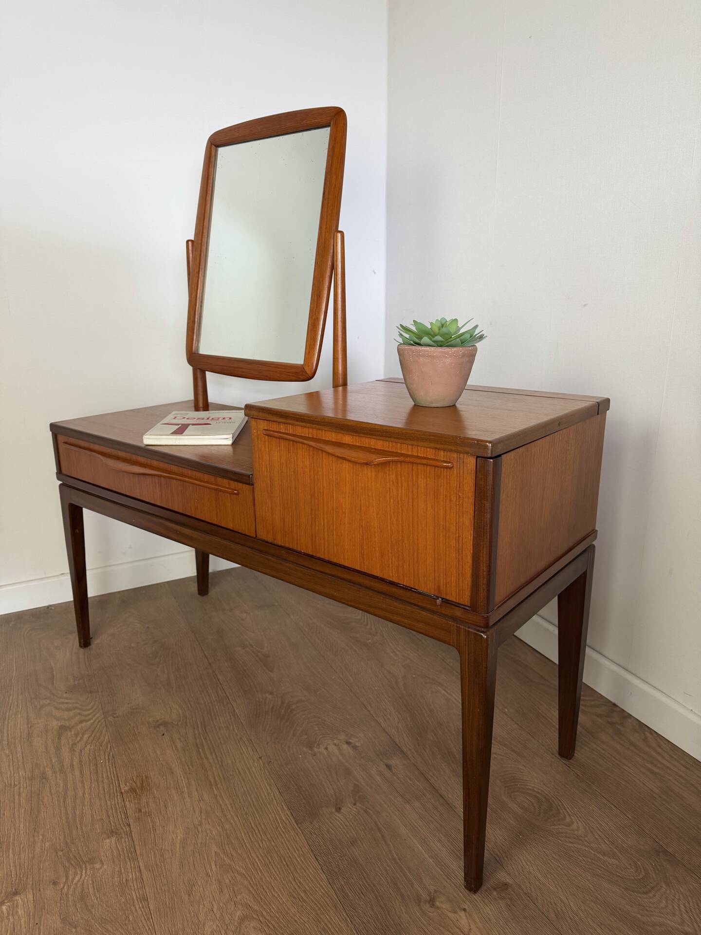 Scandinavian teak dressing table with adjustable mirror – 1960s