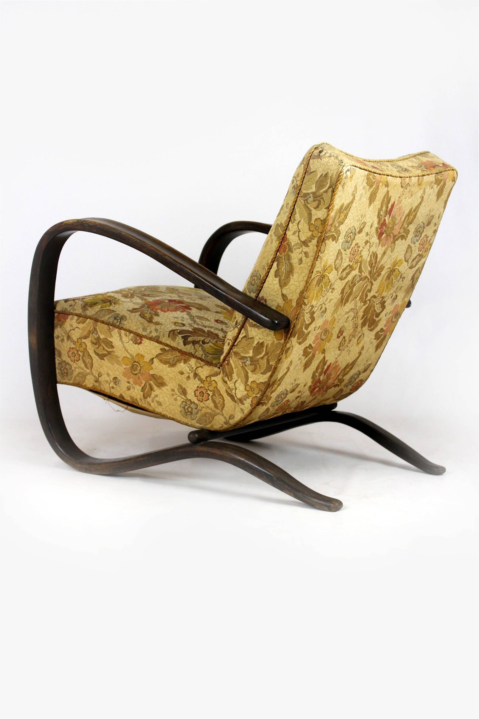 H-269 Lounge Chair by Jindřich Halabala, 1930s